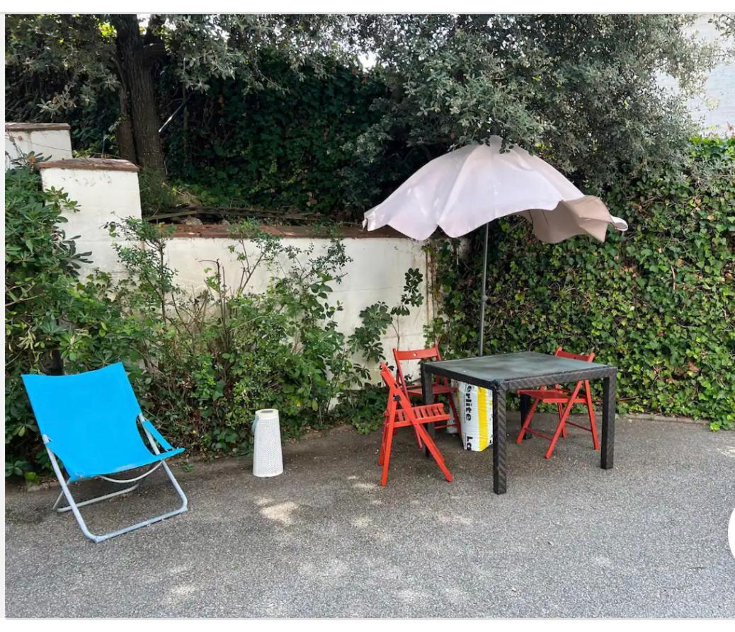 Apartamento Abierto Con Patio Matadepera Luaran gambar