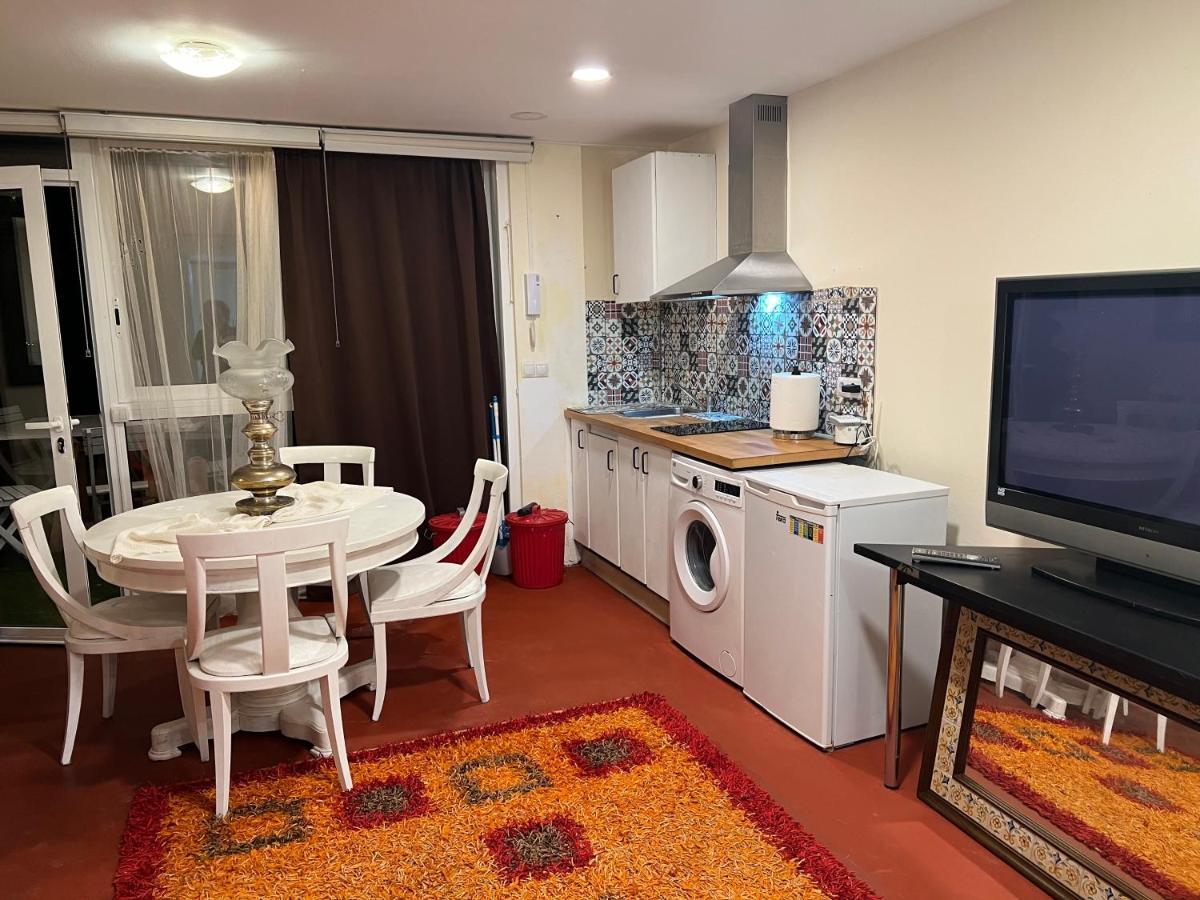 Apartamento Abierto Con Patio Matadepera Luaran gambar