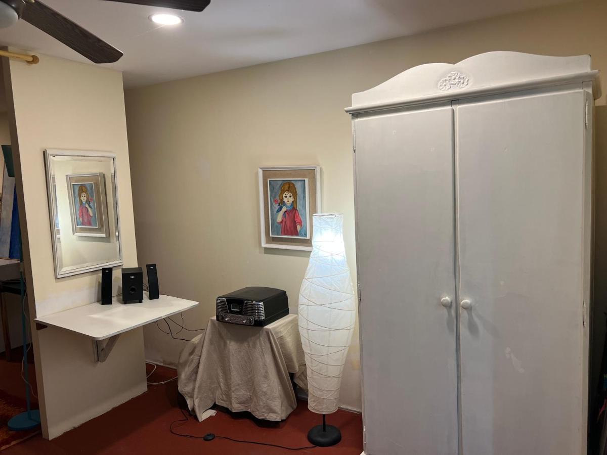 Apartamento Abierto Con Patio Matadepera Luaran gambar