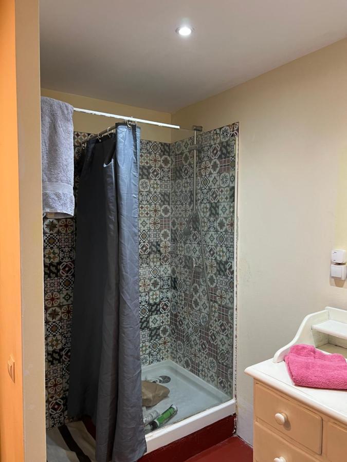 Apartamento Abierto Con Patio Matadepera Luaran gambar