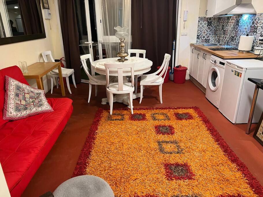 Apartamento Abierto Con Patio Matadepera Luaran gambar